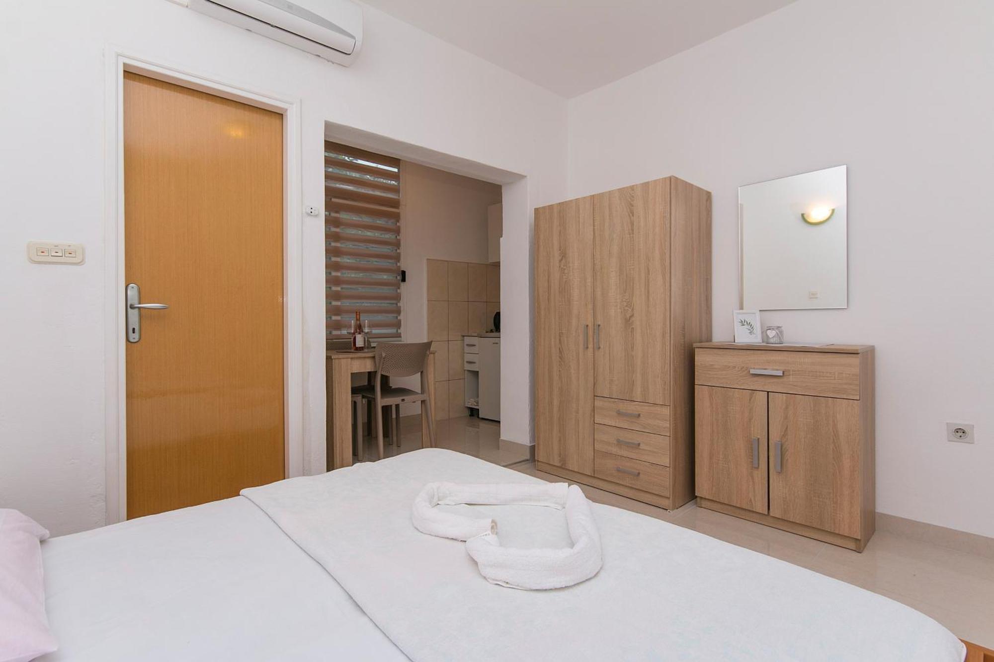 Apartments By The Sea Podaca, Makarska - 4734 Room photo